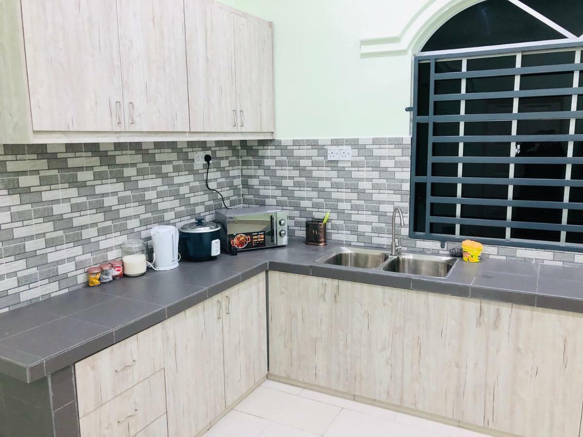 Atocha Homestay - Terong@Taiping Kampong Salak Buitenkant foto